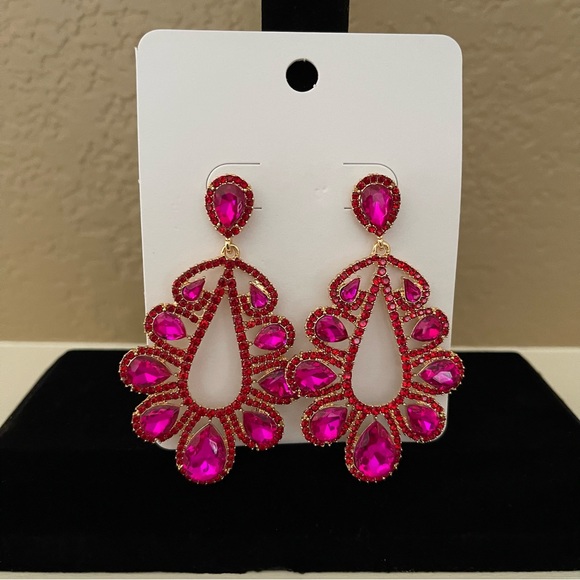 NWT Exaggerated Teardrop Shape Earrings With Gemstones. Red and Pink - Picture 2 of 4